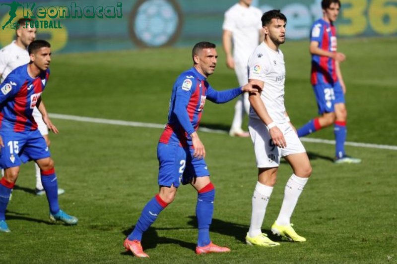 Soi kèo Eibar vs Huesca   - 22h15 ngày 23/3