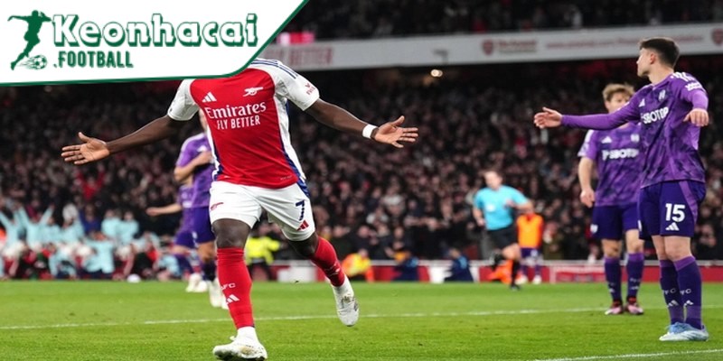 Bukayo Saka: Sự quay trở lại đáng nhớ của ngôi sao trẻ Arsenal 2 Màn tái xuất đầy ấn tượng với bàn thắng quan trọng