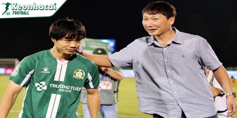 Công Phượng rực sáng tại Bình Phước - Cơ hội quay lại đội tuyển 3 Chiến thuật mới liệu Công Phượng có đủ sức vượt qua?