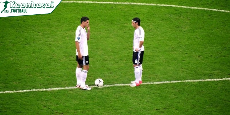 Kèo phát bóng - Cách đọc kèo chuẩn xác, tăng tỷ lệ thắng 4 Mẹo chơi cược phát bóng đạt hiệu quả tối đa