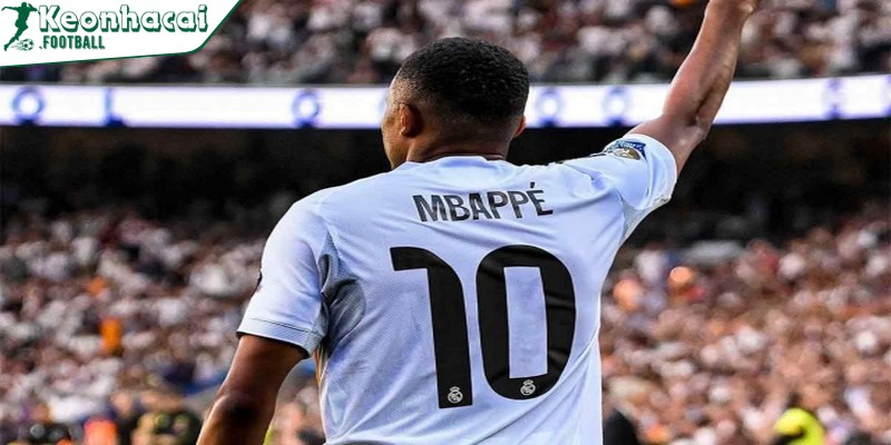 Kylian Mbappe chính thức khoác áo số 10 tại đội tuyển Real Madrid 3 Mục tiêu mùa giải 2025/26: Danh hiệu lớn và khẳng định vai trò thủ lĩnh