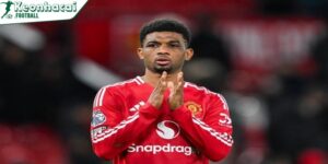 Người hâm mộ đổ về Anfield: Cảm xúc chưa thể nguôi ngoai