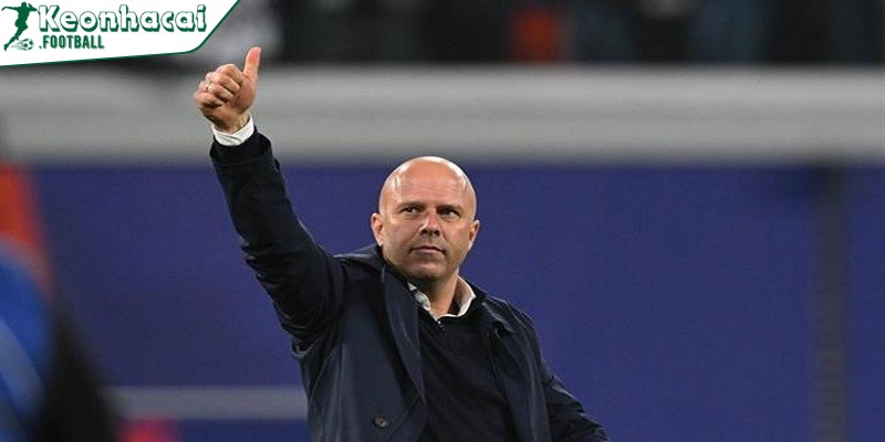 Arne Slot chấm dứt chuỗi 417 trận có cầu thủ “cây nhà lá vườn” của Liverpool 2 Liverpool phá kỷ lục tồn tại suốt 417 trận tại cúp châu Âu