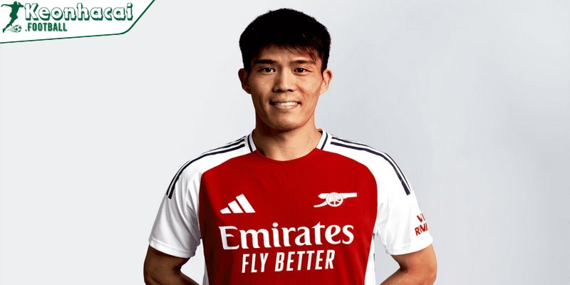 Takehiro Tomiyasu là một trong những cầu thủ xuất sắc nhất