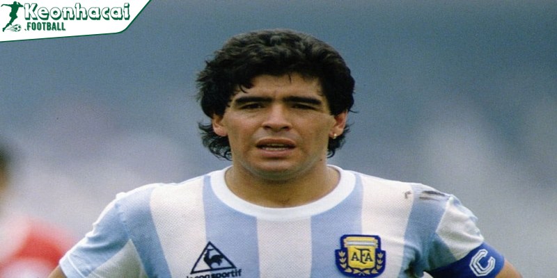 Maradona nổi tiếng là siêu sao trong lịch sử bóng đá thế giới