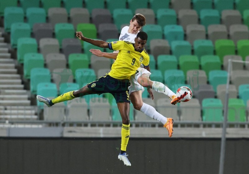 Soi kèo Slovenia vs Thụy Điển - 1h45 ngày 06/9