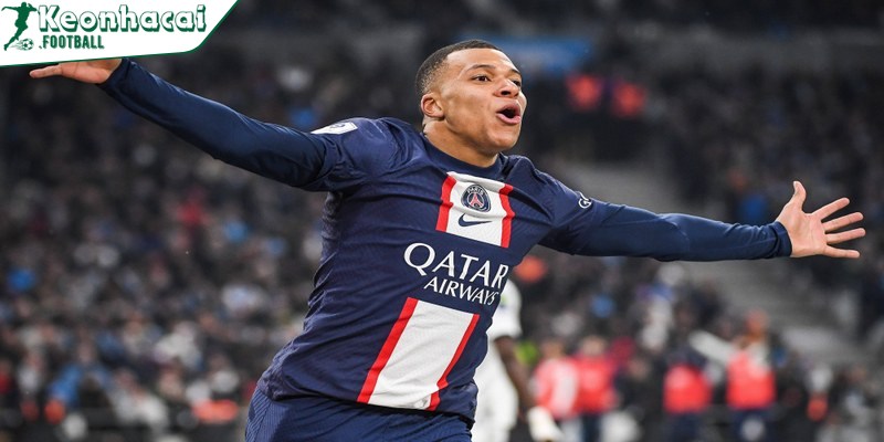 Tiểu sử Kylian Mbappé với sự nghiệp thi đấu sân cỏ đỉnh cao
