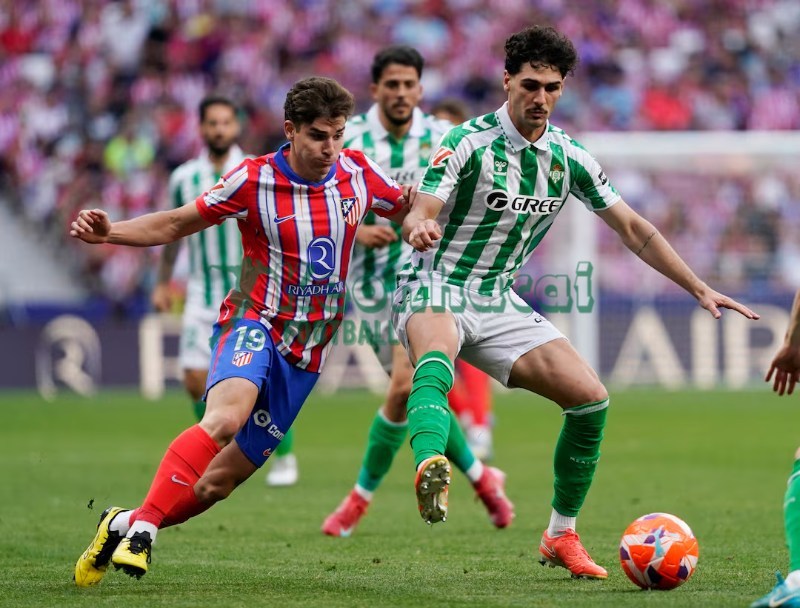 Soi kèo Betis vs Atletico Madrid - 3h00 ngày 28/10 