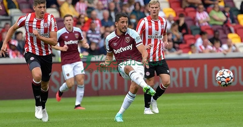 Soi kèo West Ham vs Brentford -  2h00 ngày 21/10